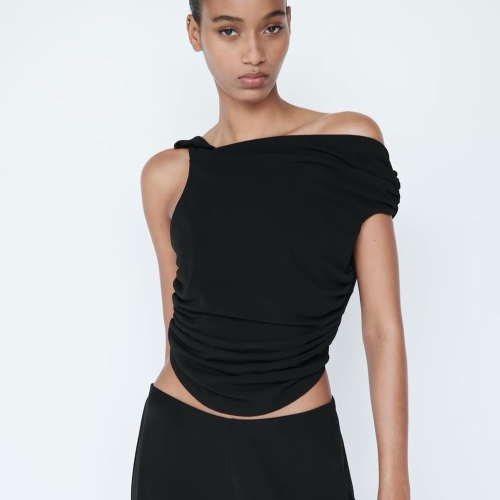 Zara Black Asymmetric One-Shoulder Tank Top